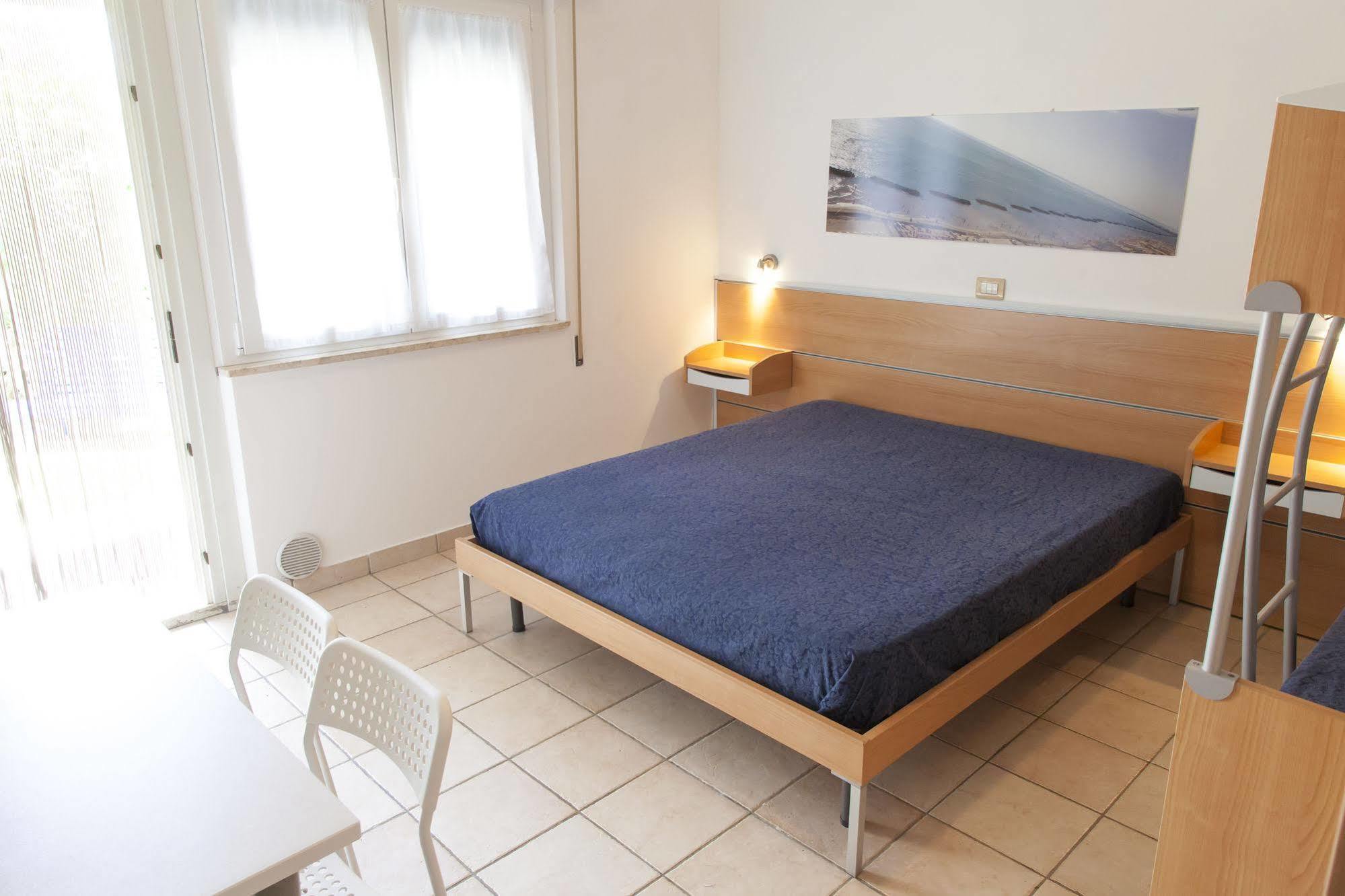 Residence Casabianca Порто Сан Джорджио Екстериор снимка