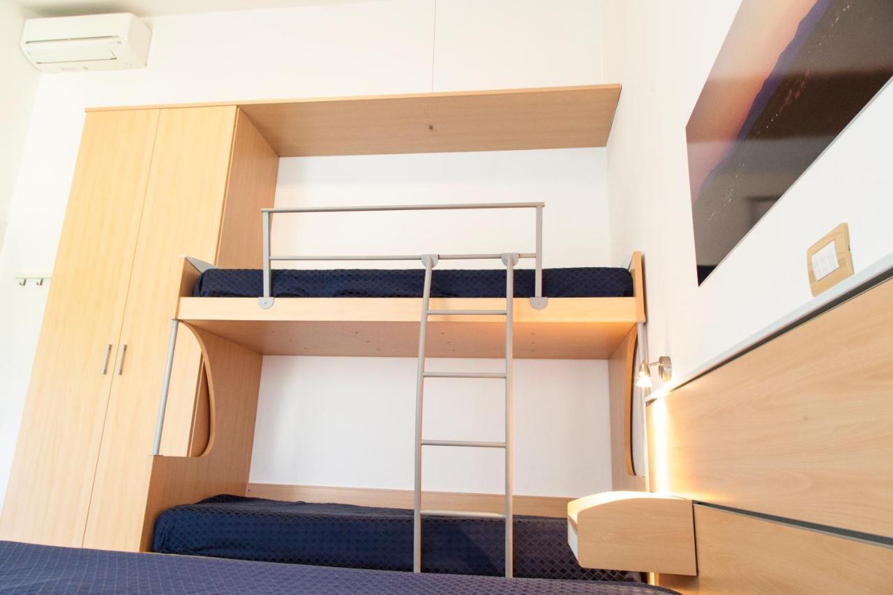 Residence Casabianca Порто Сан Джорджио Екстериор снимка